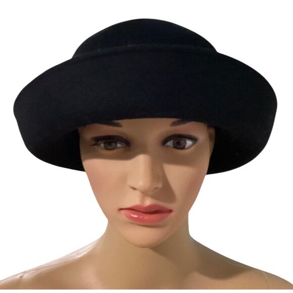 Daniele Meucci black cloche 100% wool hat solid black made in Italy - Picture 2 of 5